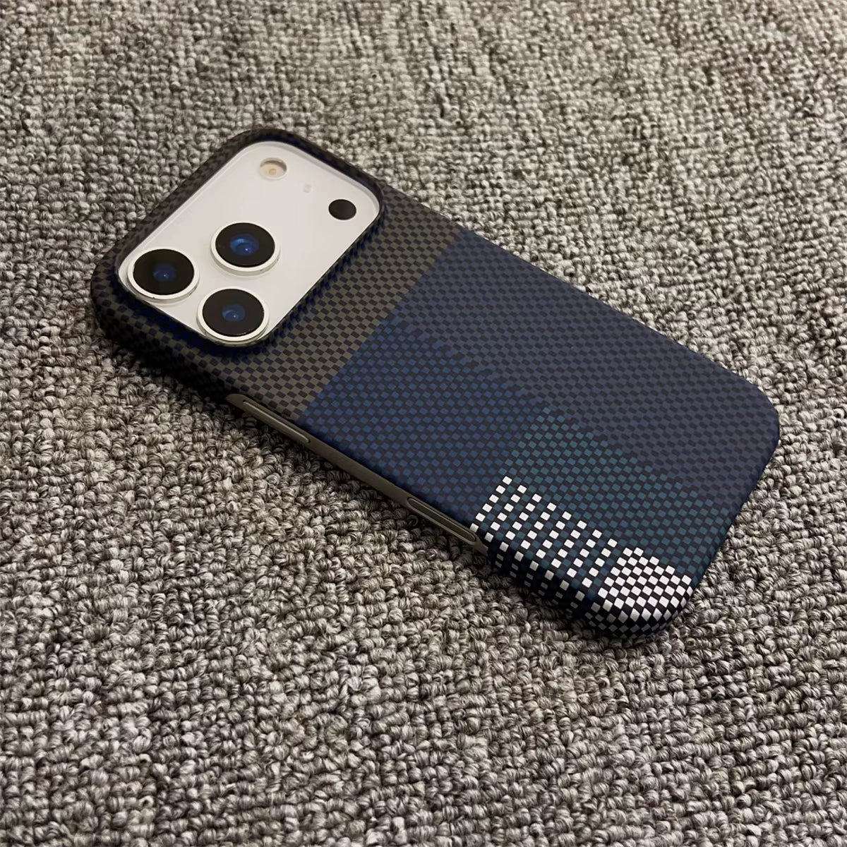 Carbon Fiber Texture Leather Magsafe Wireless Charging Phone Case for Iphone 17Air 17 16 15 14 13 12 Pro Max Protective Cover