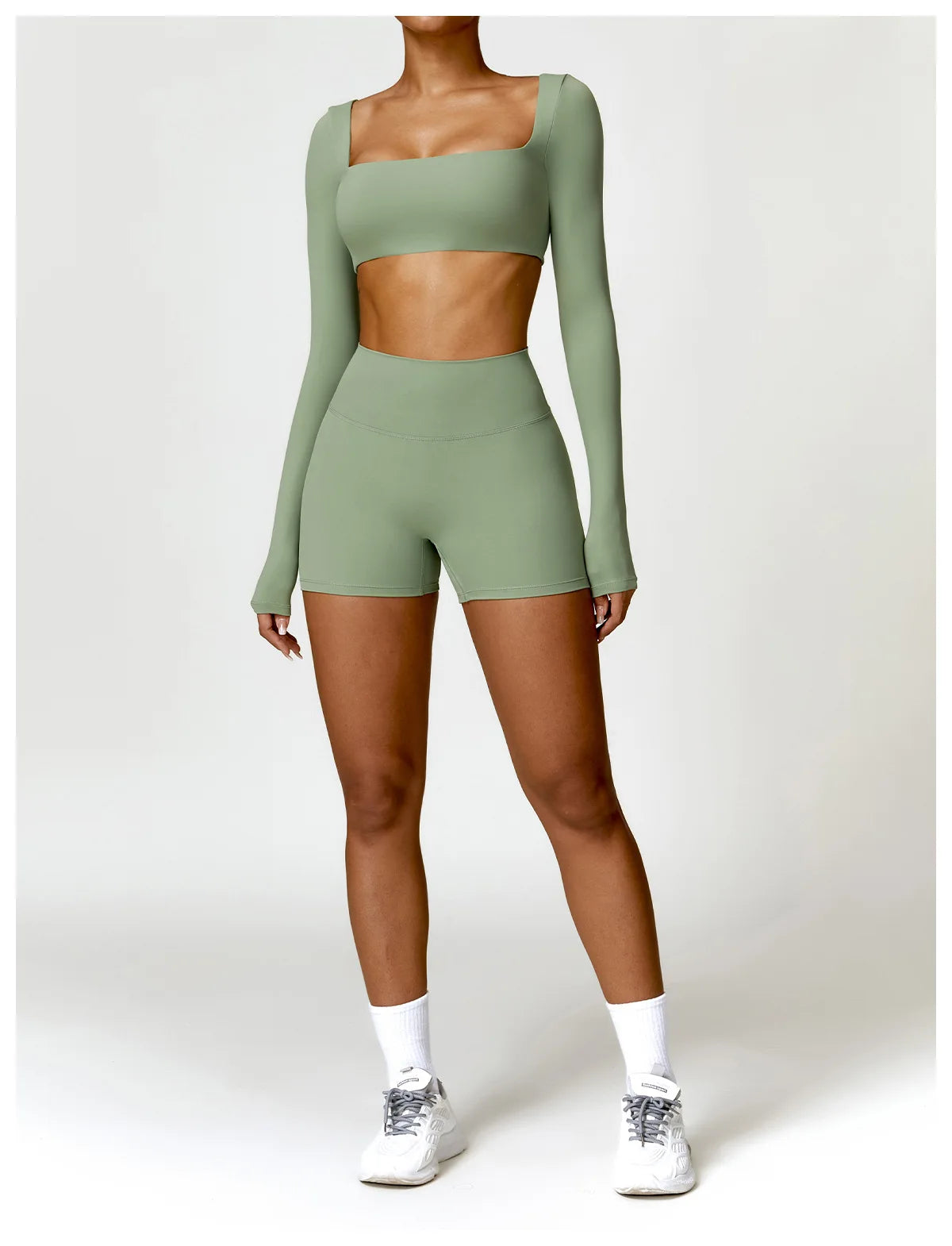 TOP WOMEN FITNESS SPORTS